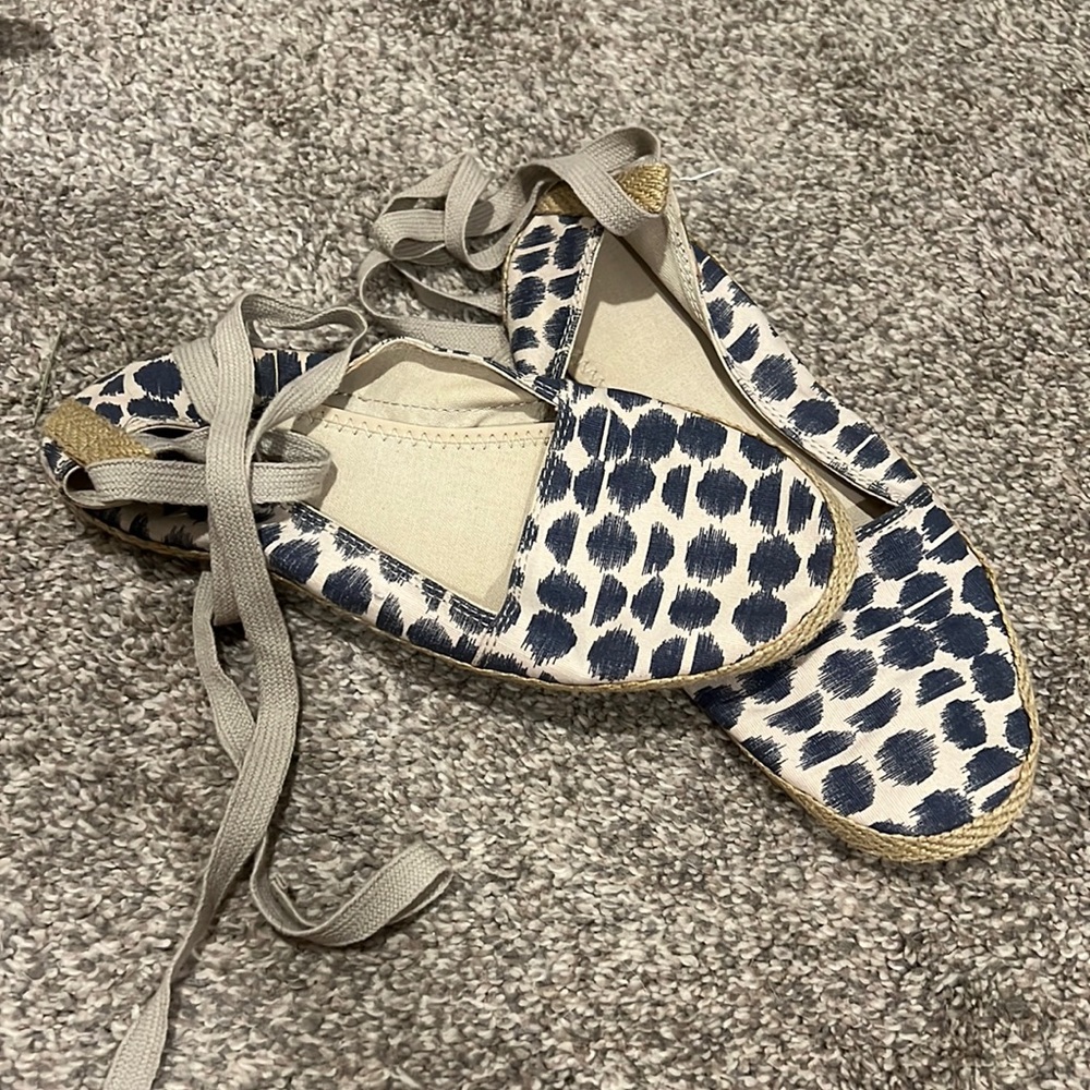 Sanuk Ankle wrap Sandals